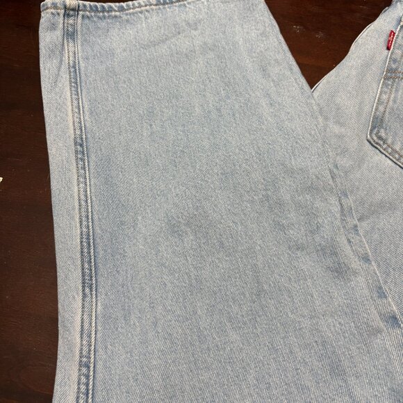 Levi's Light Blue Flare & Wide Leg Jeans - Picture 2 of 8